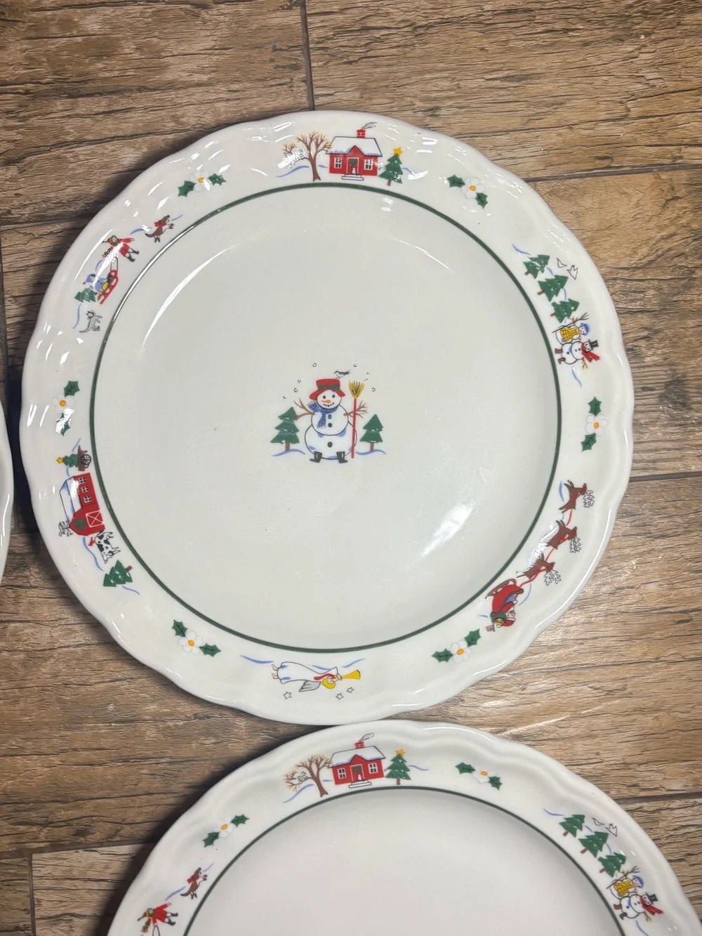 Pfaltzgraff White Holiday Plate with Red & Green Snowman Motif